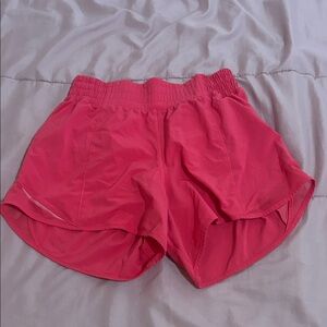 lululemon athletica Vibrant Pink Hotty Hot 4 inch